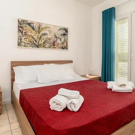 Complesso Lunarossa Apartmanhotel