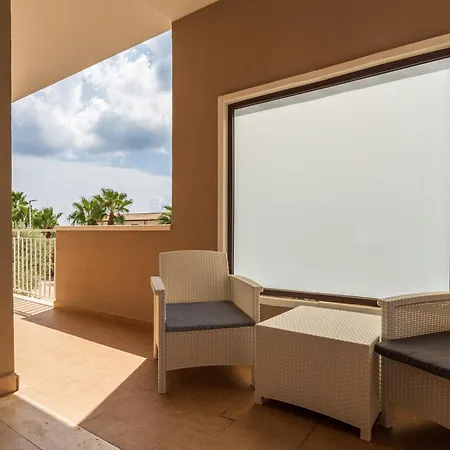 Apartmanhotel Complesso Lunarossa 4*